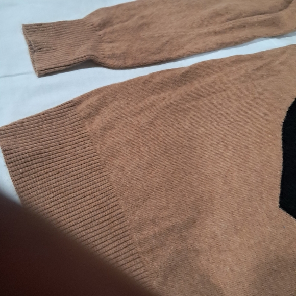 ​J. Crew Merino Wool & Alpaca Blend Heart Sweater - Camel/Black - S - Picture 6 of 10